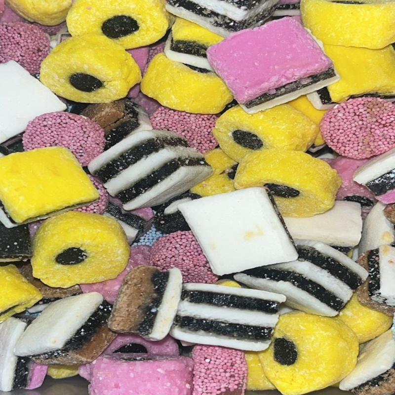 Liquorice Allsorts Retro Pick & Mix Sweets Taveners 100g